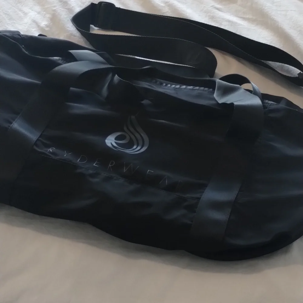 Ryderwear Unisex Basic Duffle Tote Gym Bag - Picture 3 of 10